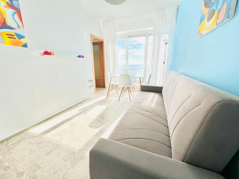 Suite Sunset 21 - Fronte Mare Sanremo Bagian luar foto